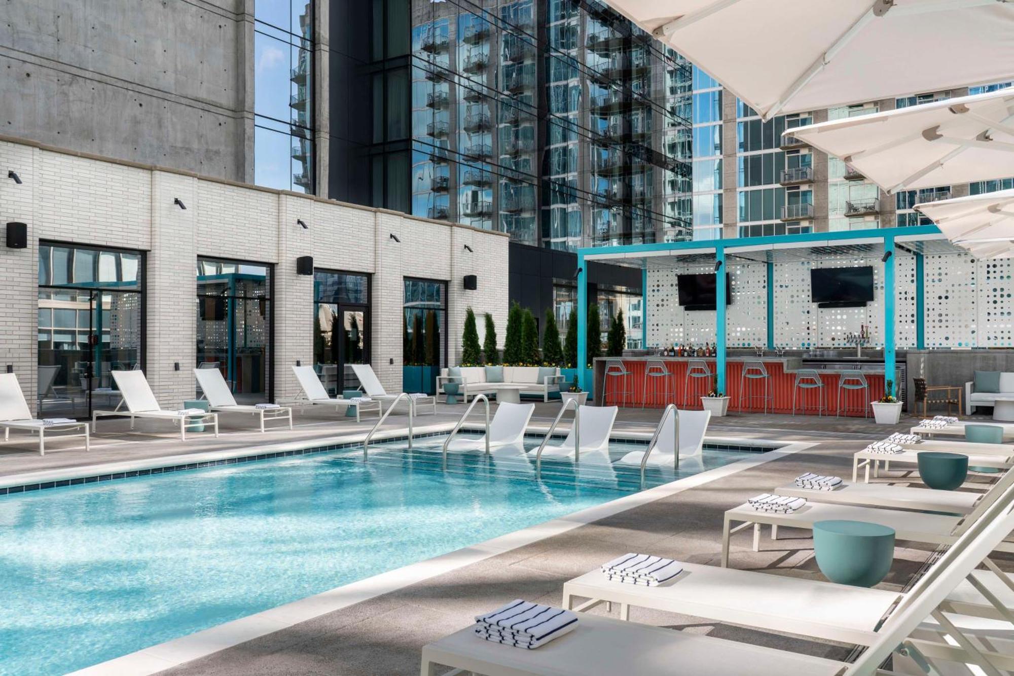 Hyatt Centric Downtown 5*